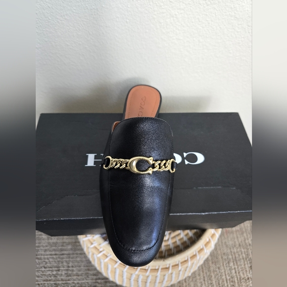 Coach Sofi Black Leather Gold Chain Logo Mule Slide Womens 6.5 EUC - Picture 1 of 6